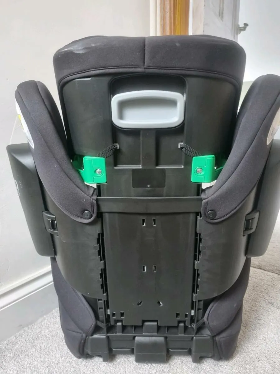 Joie Car booster seat - Image 3