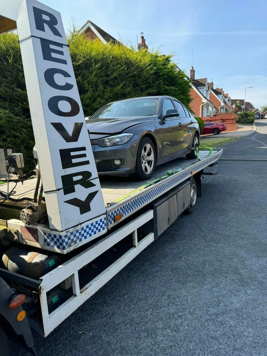 All vehicles bought for cash - Image 2