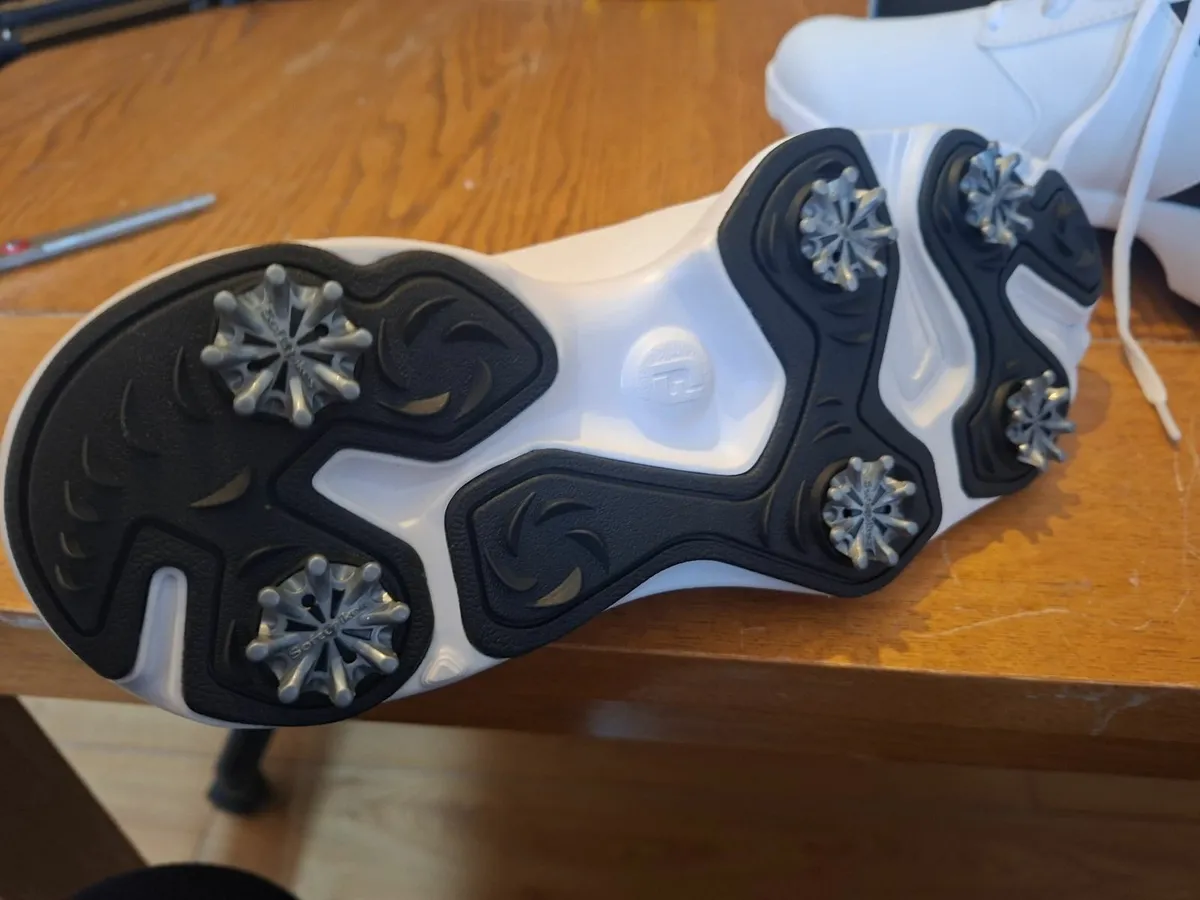 Footjoy EComfort Brand New 9.5uk Golf Shoe - Image 3
