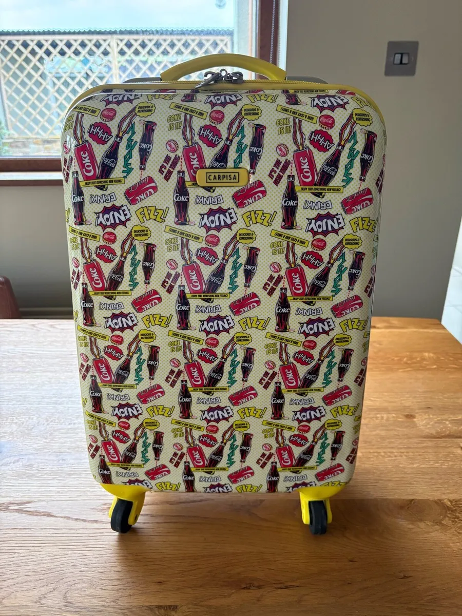 Carpisa Coca Cola Luggage - Image 1