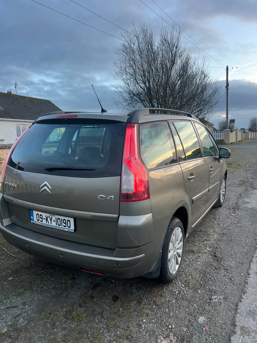 Citroen c4 2009 7 Seater 1.6 diesel €1500 - Image 4