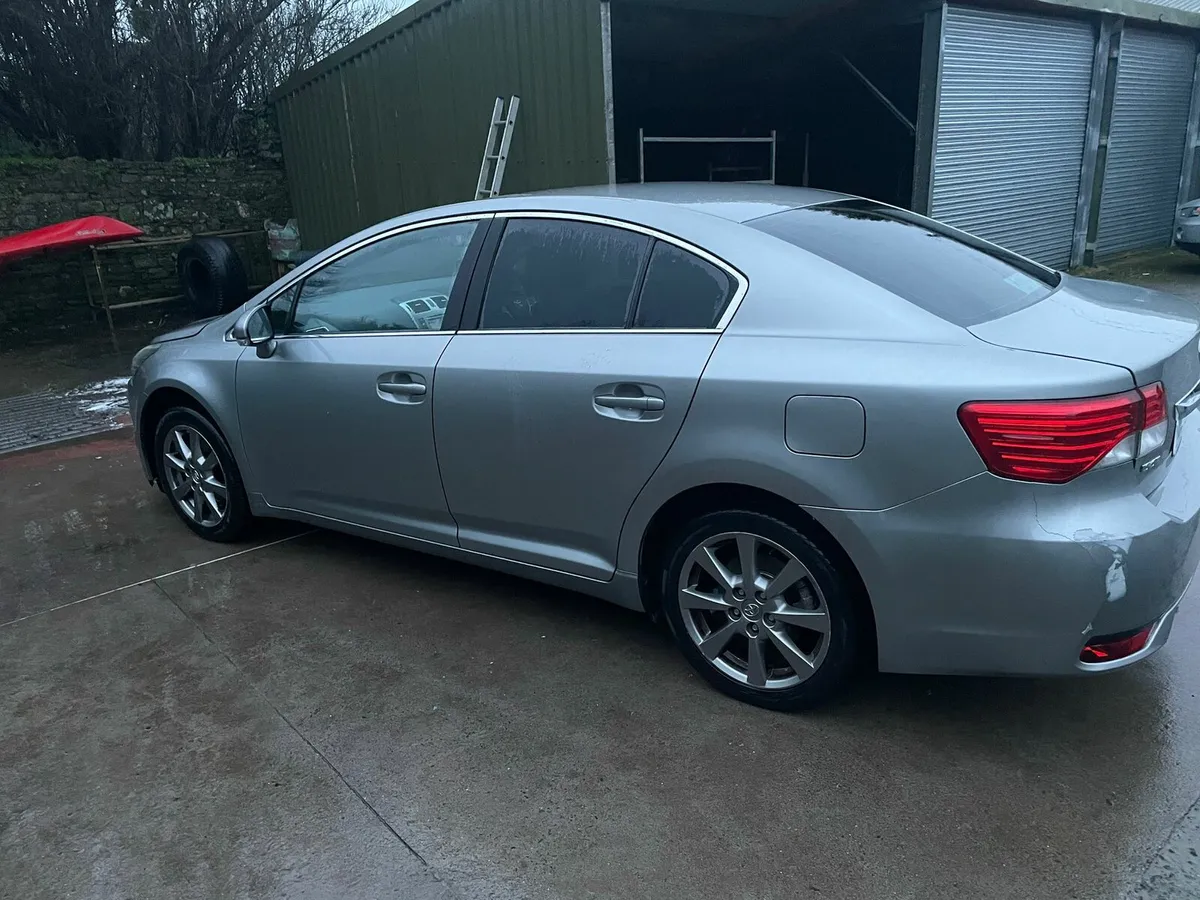 Toyota Avensis - Image 4