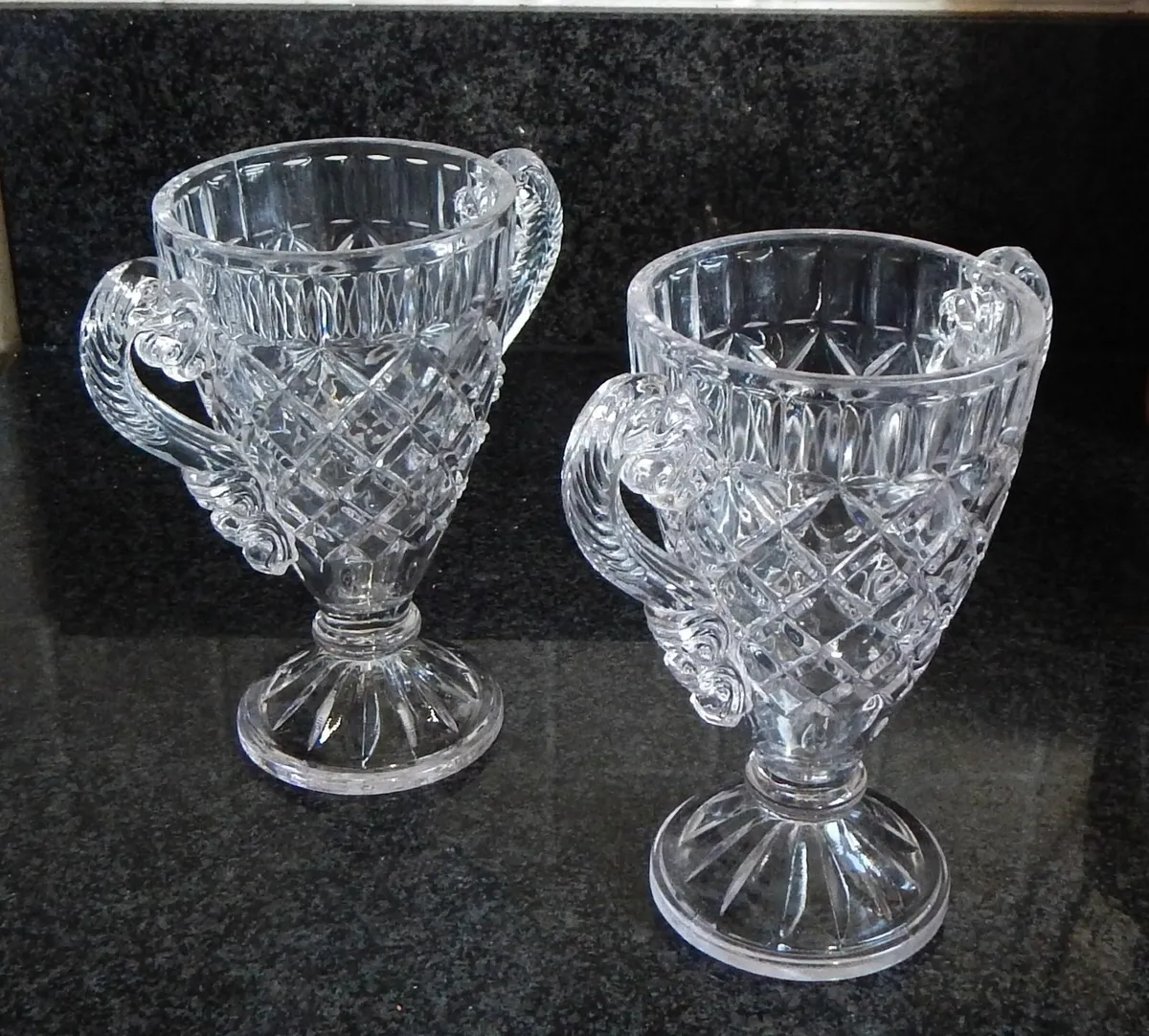 Pair of Glass Vases - Image 3