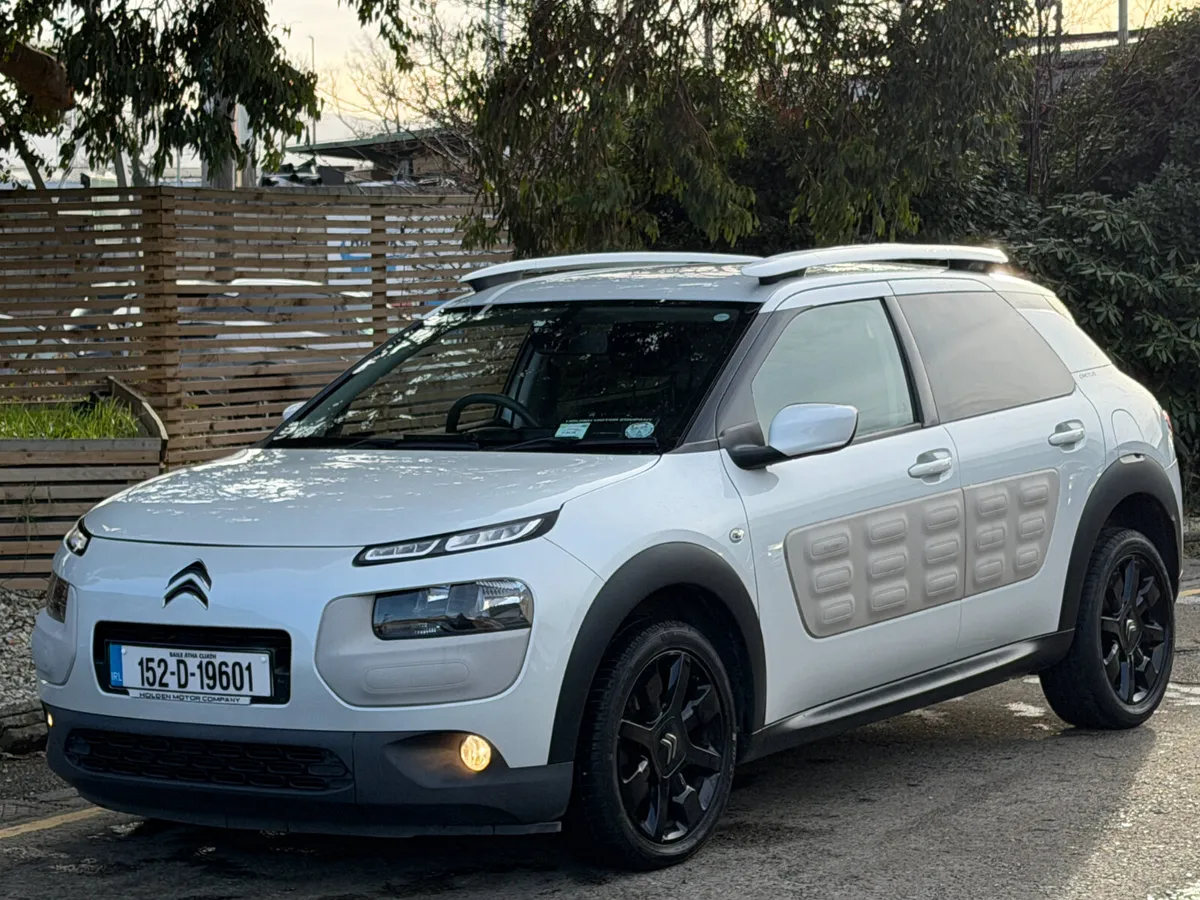 2015 Citroen C4 Cactus..REAR CAMERA..2 KEYS - Image 1