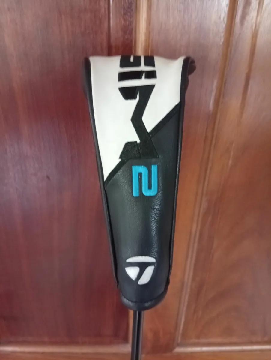 TaylorMade M4 Three Rescue 19 Degree Stiff - Image 1