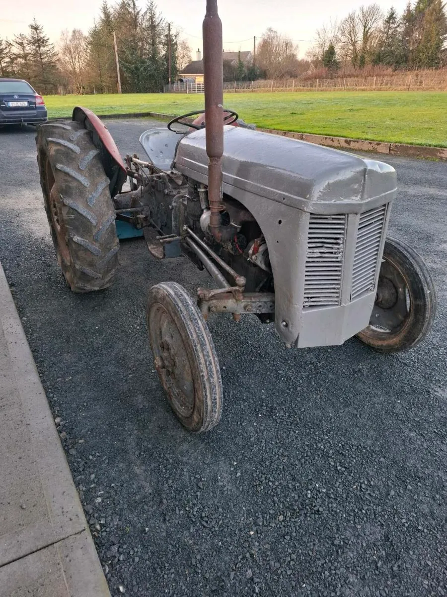 Massey Ferguson 20 - Image 1