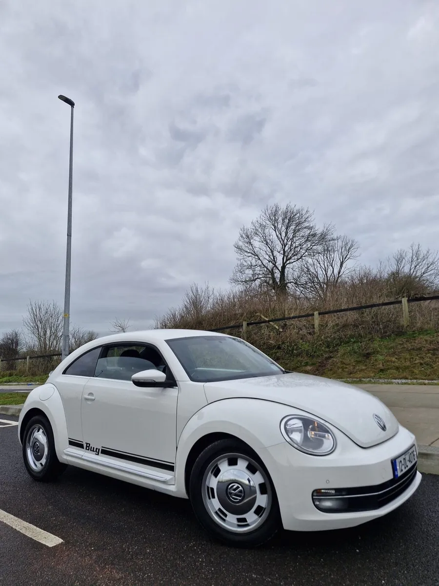 Vw beetle 2012 LOW MILES - Image 2