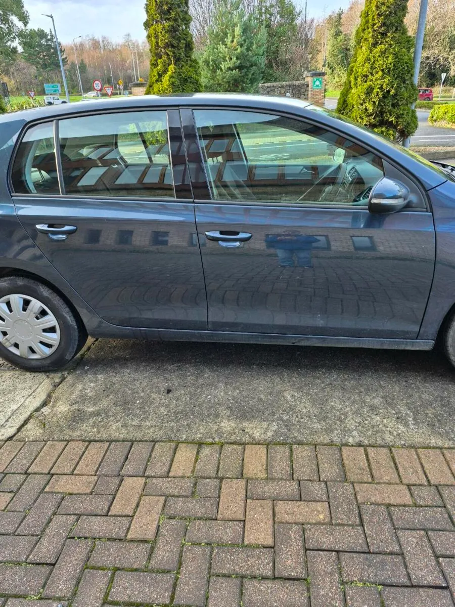 2010 Volkswagen golf - Image 4