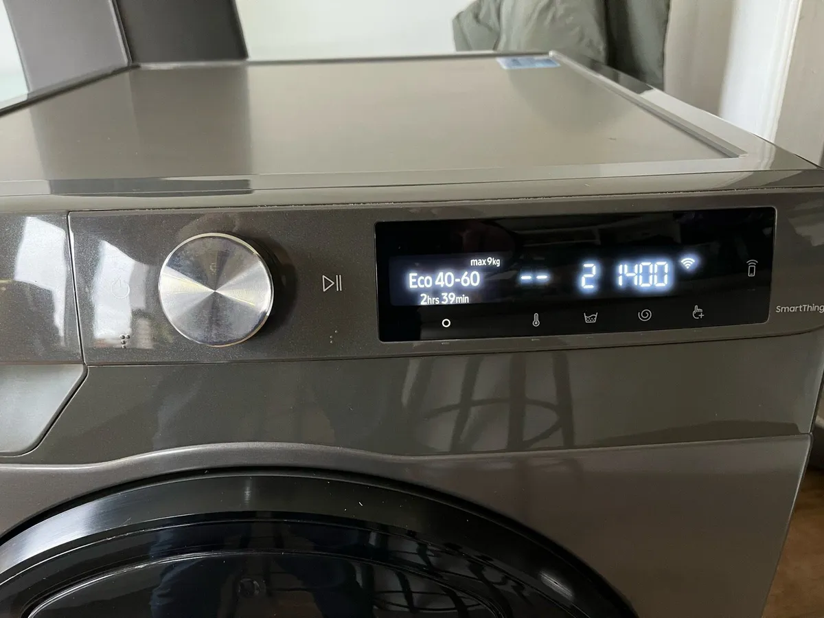 Samsung Washer Dryer - Image 4