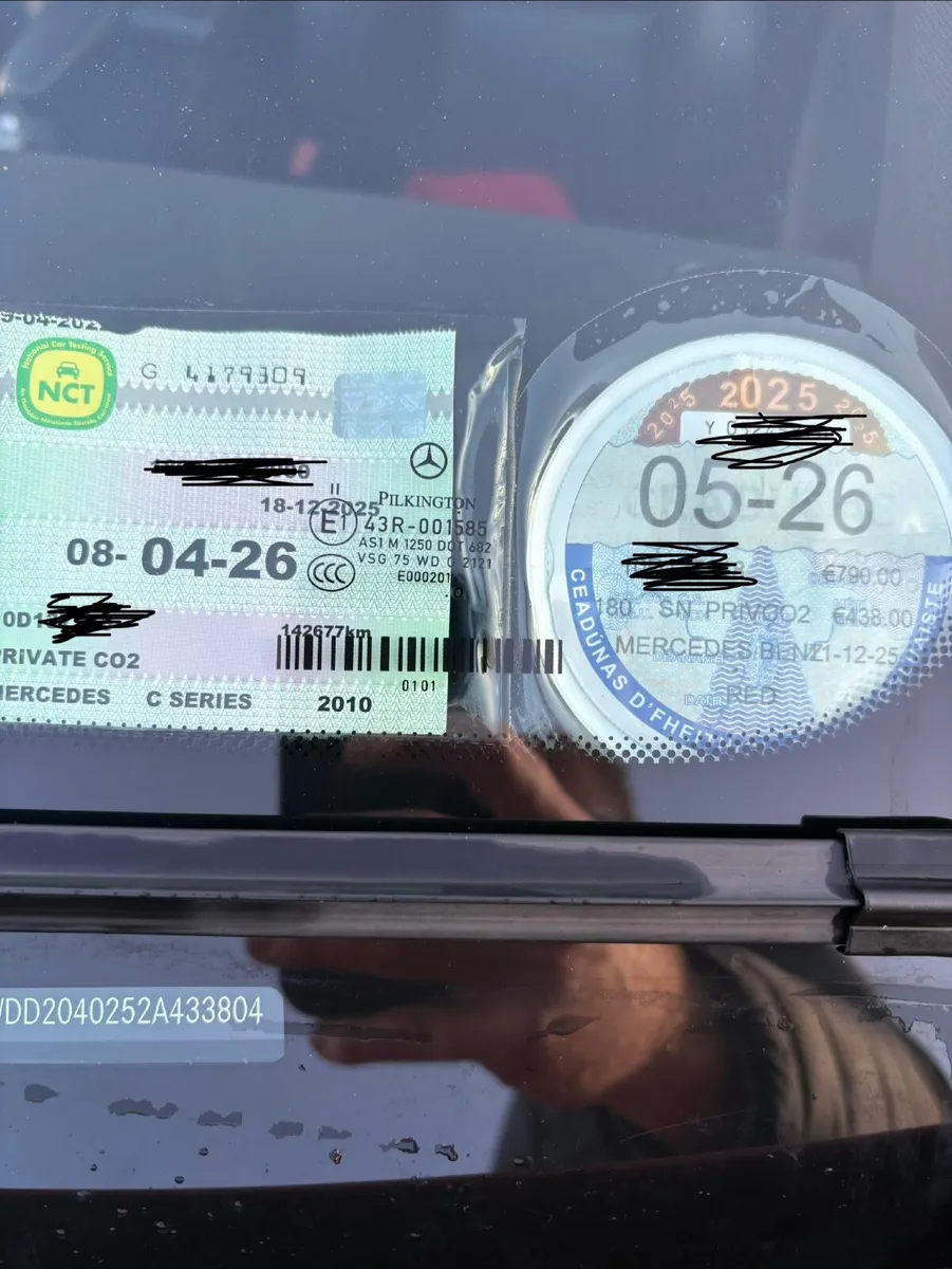 Mercedes-Benz C-Class 2010 - Image 2