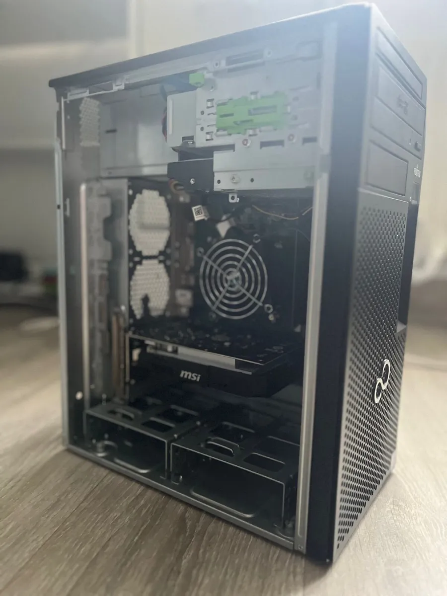 Complete Fujitsu Desktop Bundle - 17-9700, 16GB - Image 3