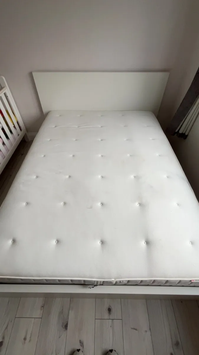 MALM IKEA King Beg - Image 3