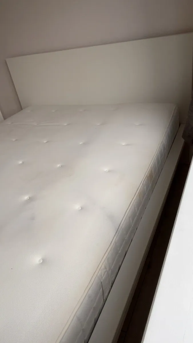 MALM IKEA King Beg - Image 4