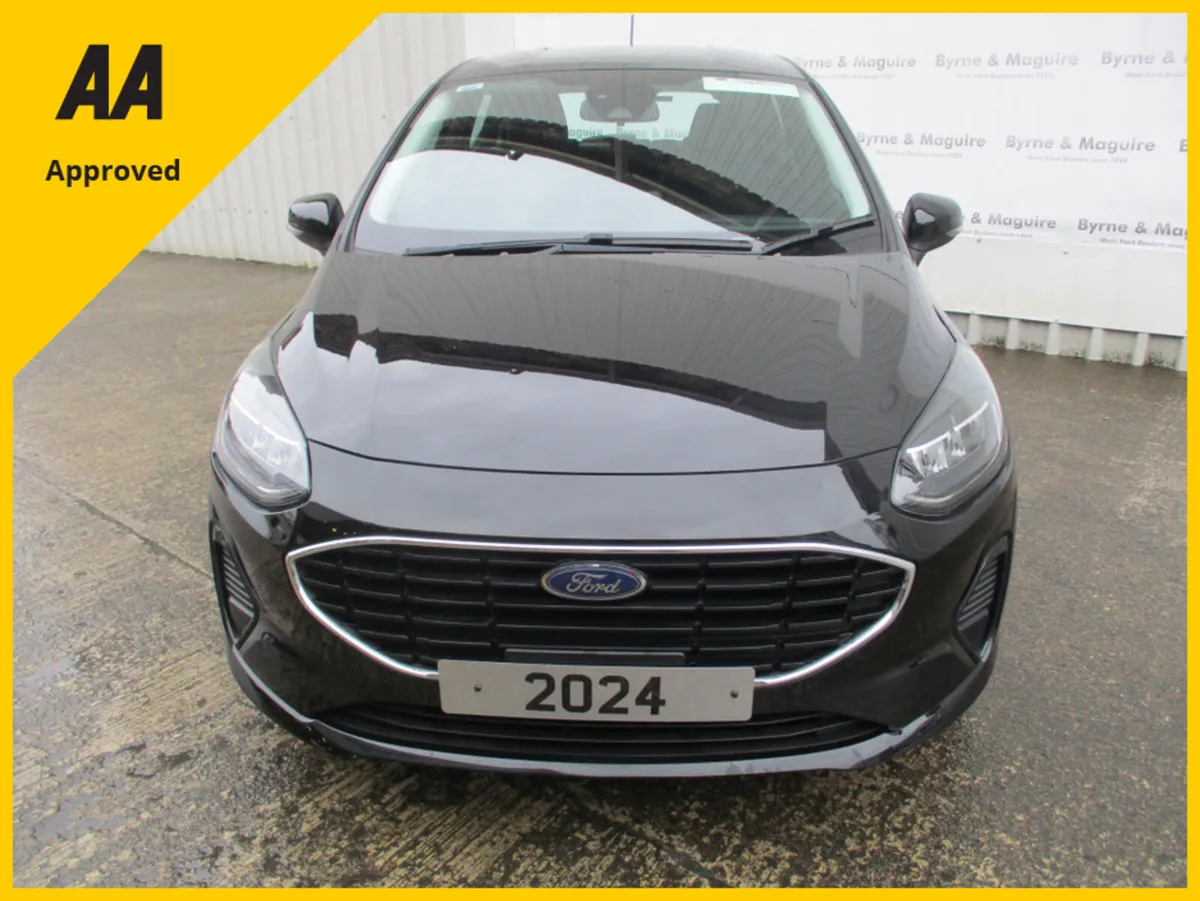 Ford Fiesta 1.0 TREND MODEL IS ONE OWNER AND ONLY - Image 4