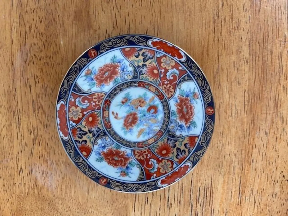 Japanese Imari Arita Peacock Demitasse 15 Piece Coffee/Tea Set - Image 2