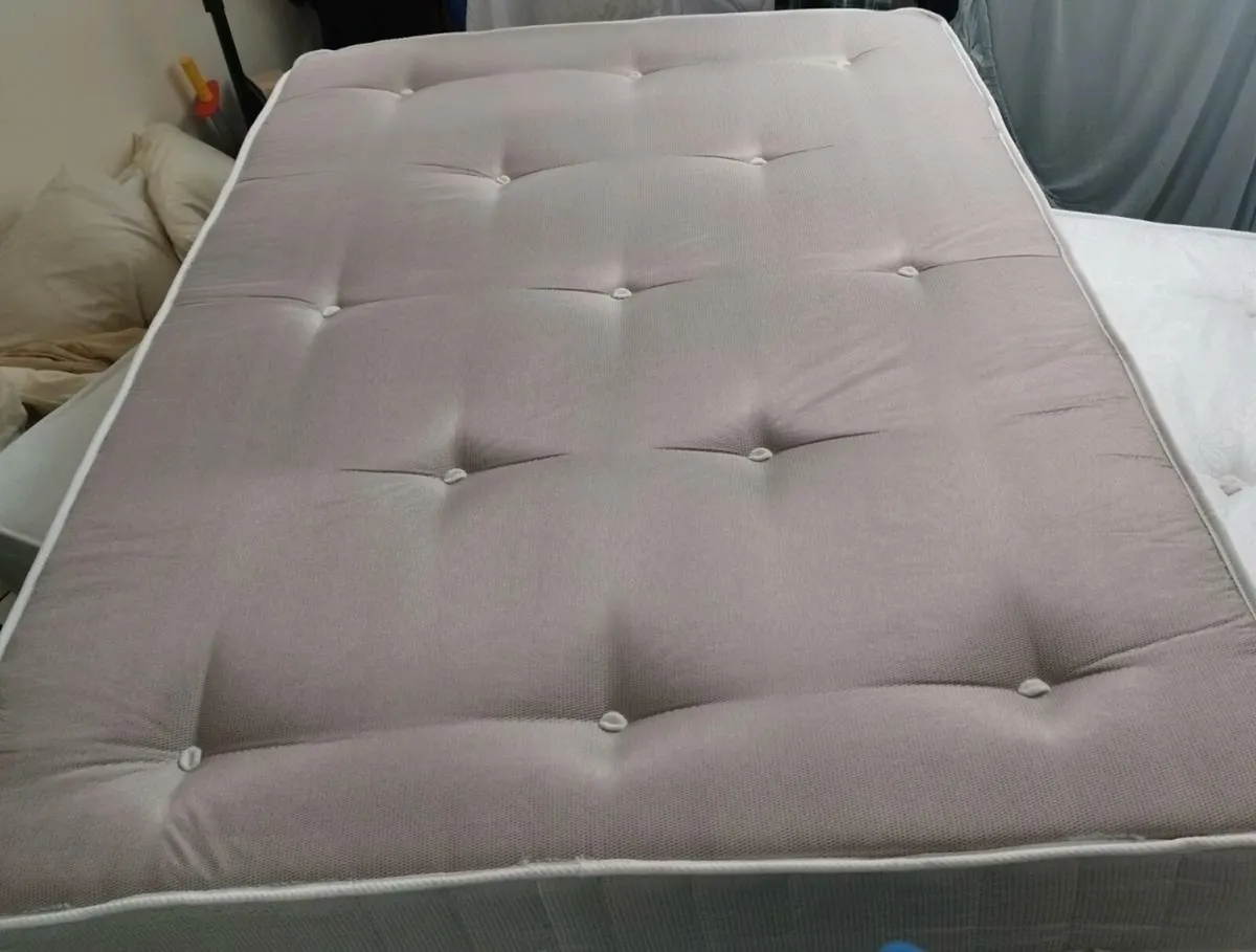 Double orthopedic memory foam mattress - Image 4