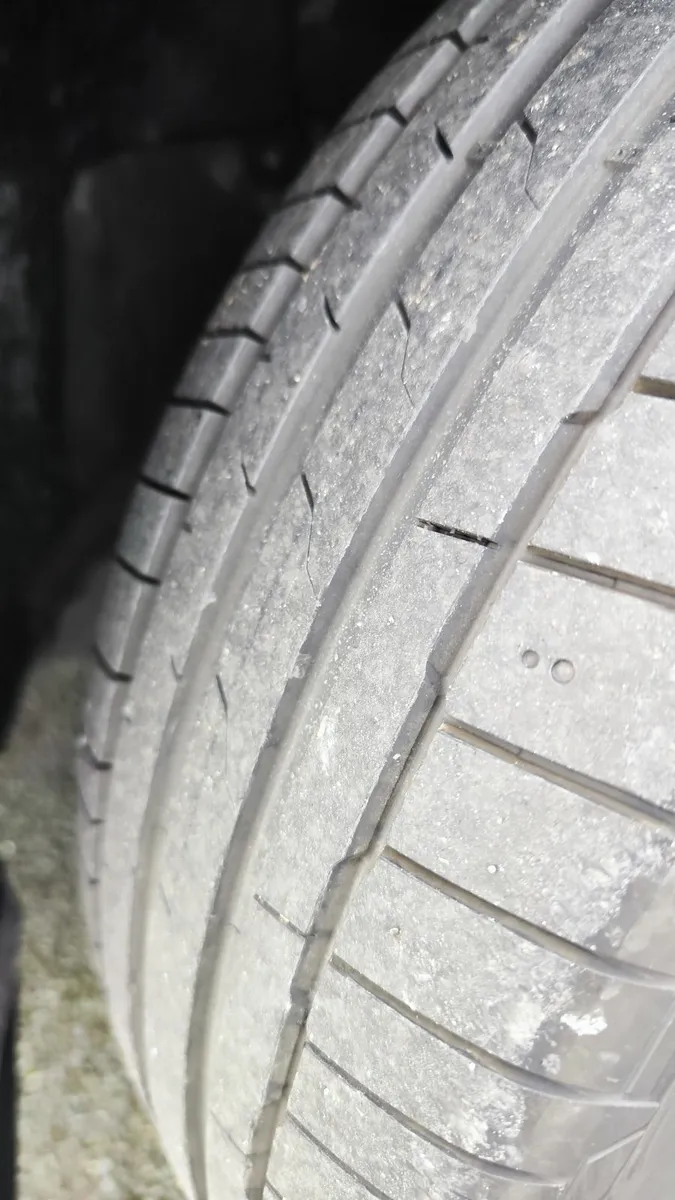 Toyota RAV4 2022 - Image 3