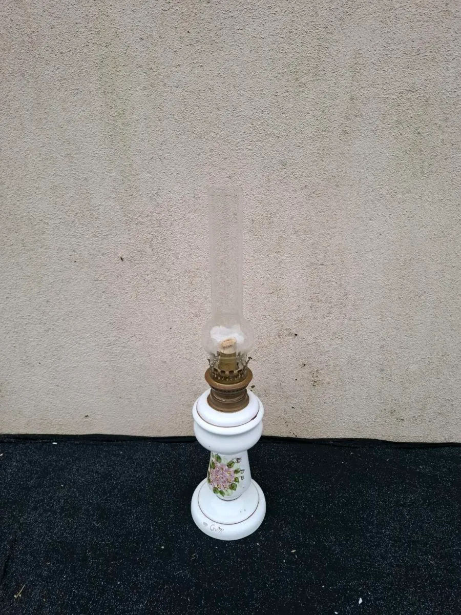 Antique parafin lamp postage possible - Image 1