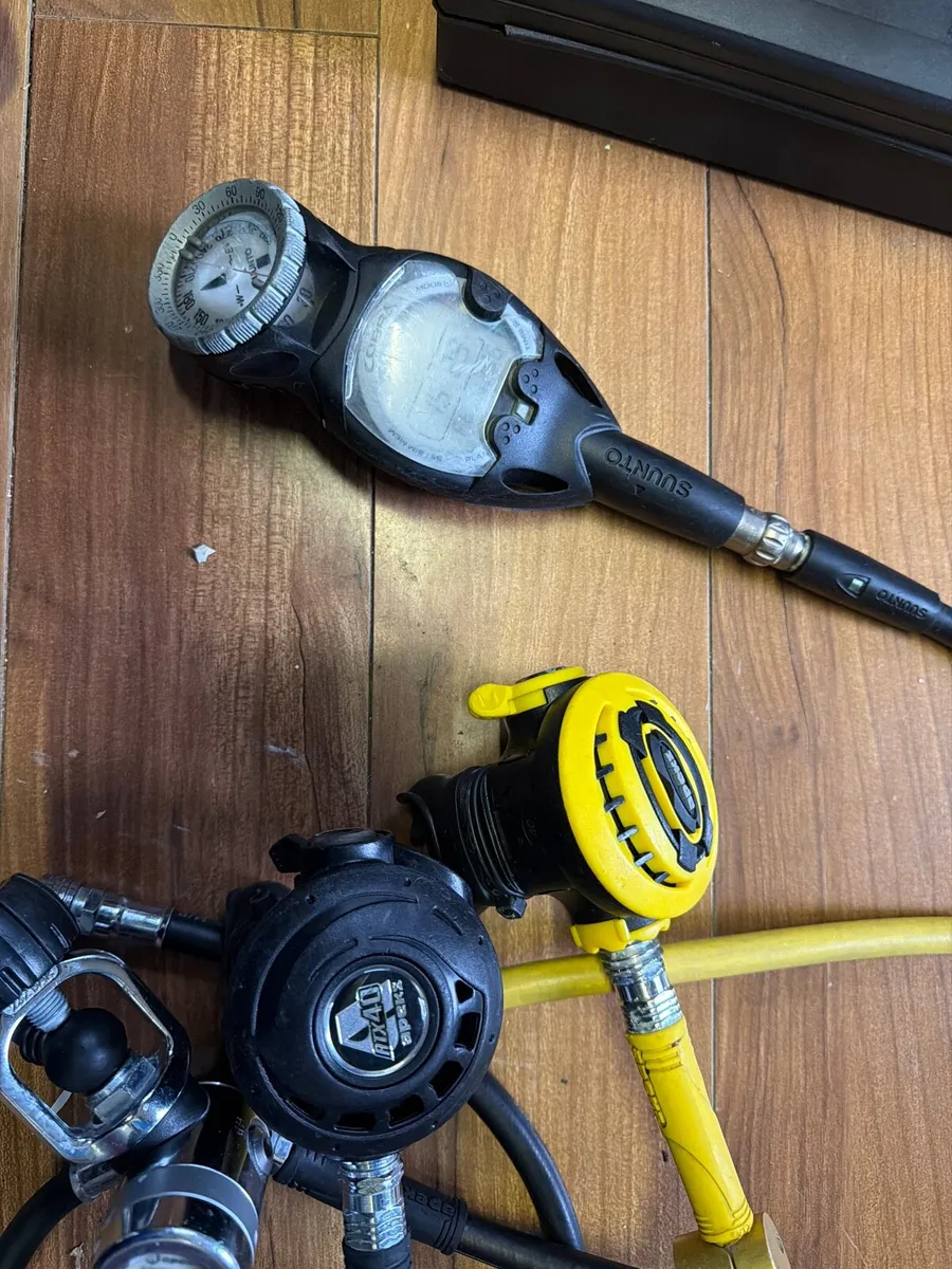 Scuba regulator set - Apeks - Image 2