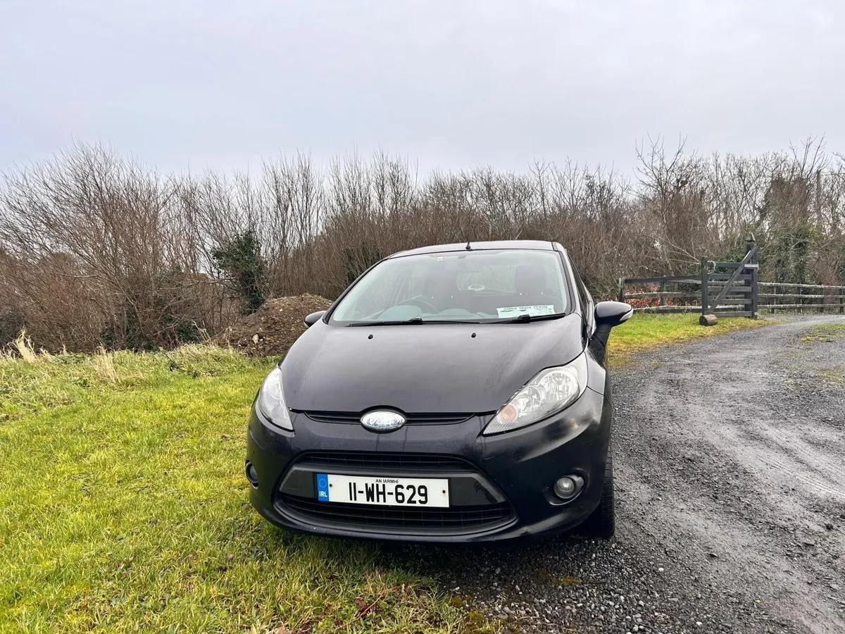 Ford Fiesta 2011 - Image 2