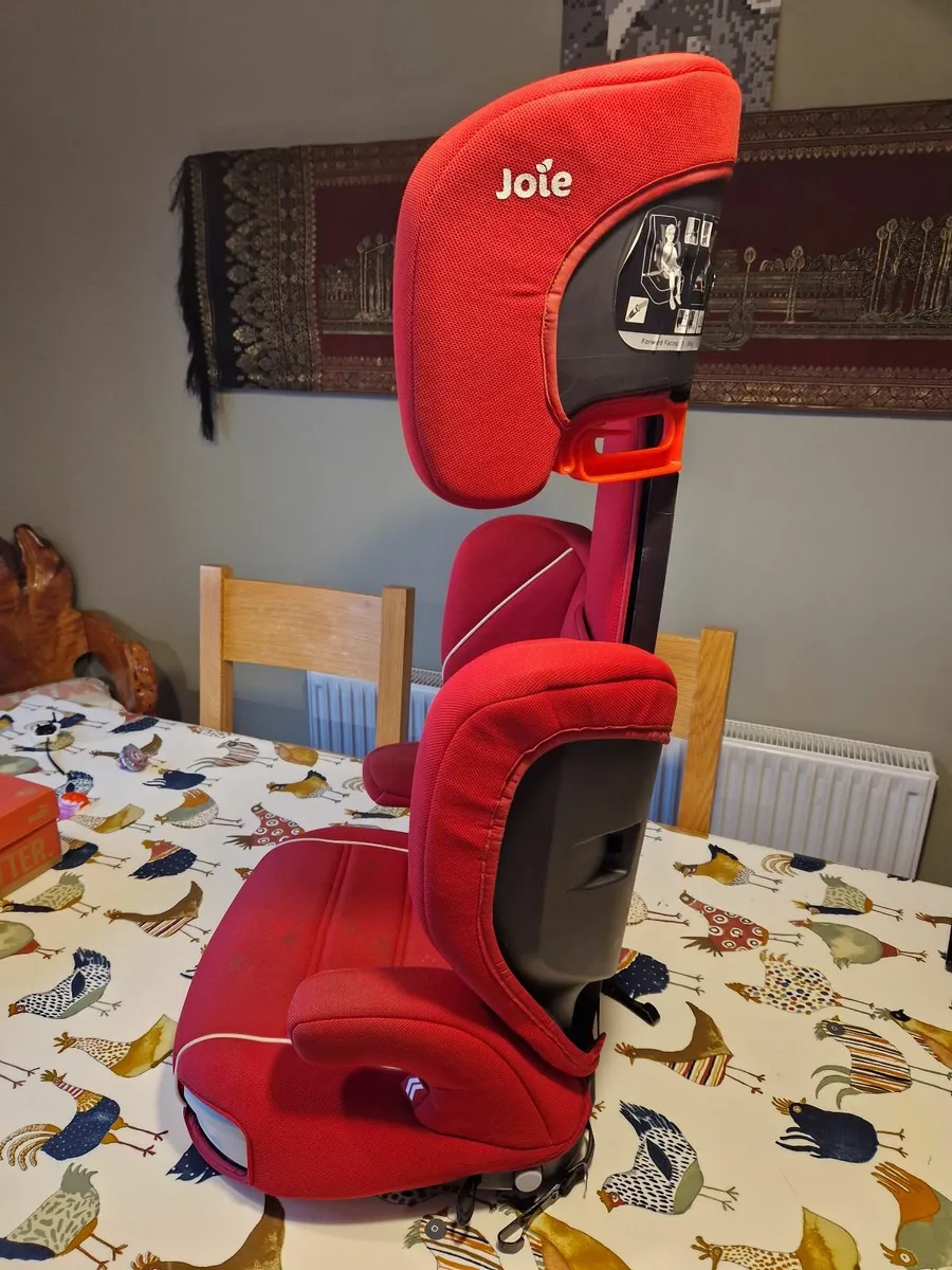 Liverpool Joie car booster seat stage 2/3 - Image 3