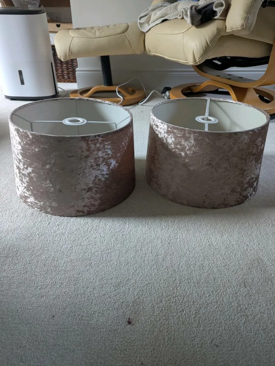2 x Pink Lampshades - Image 2