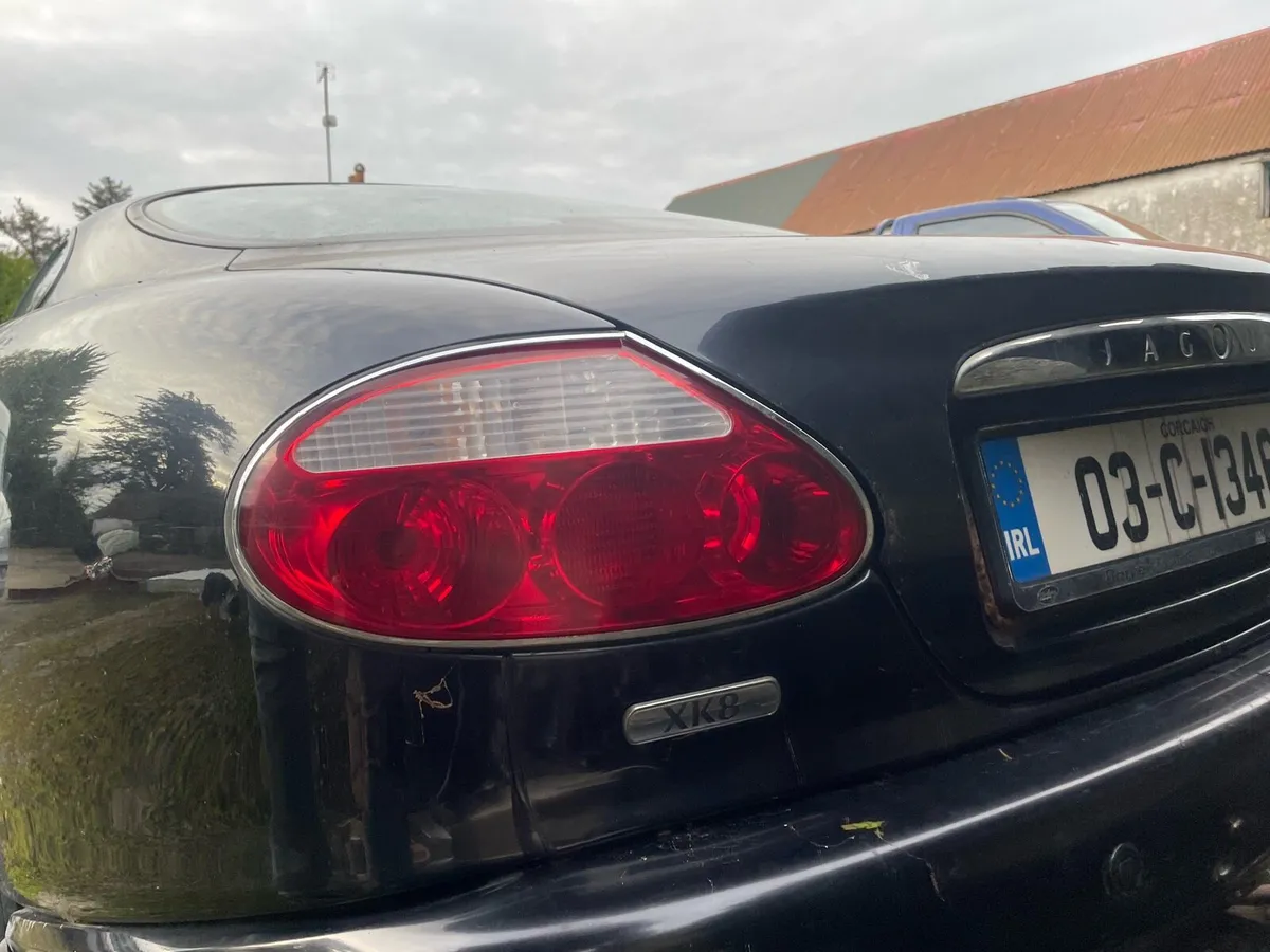 Jaguar XK8 - Image 3