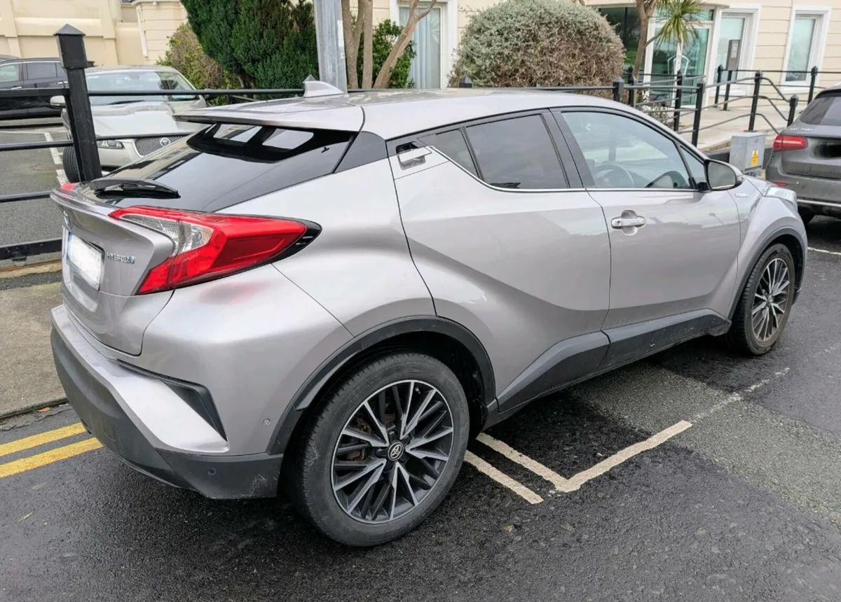 182 Toyota C-HR Hybrid Sol - Top Spec - Only 91k - Image 3