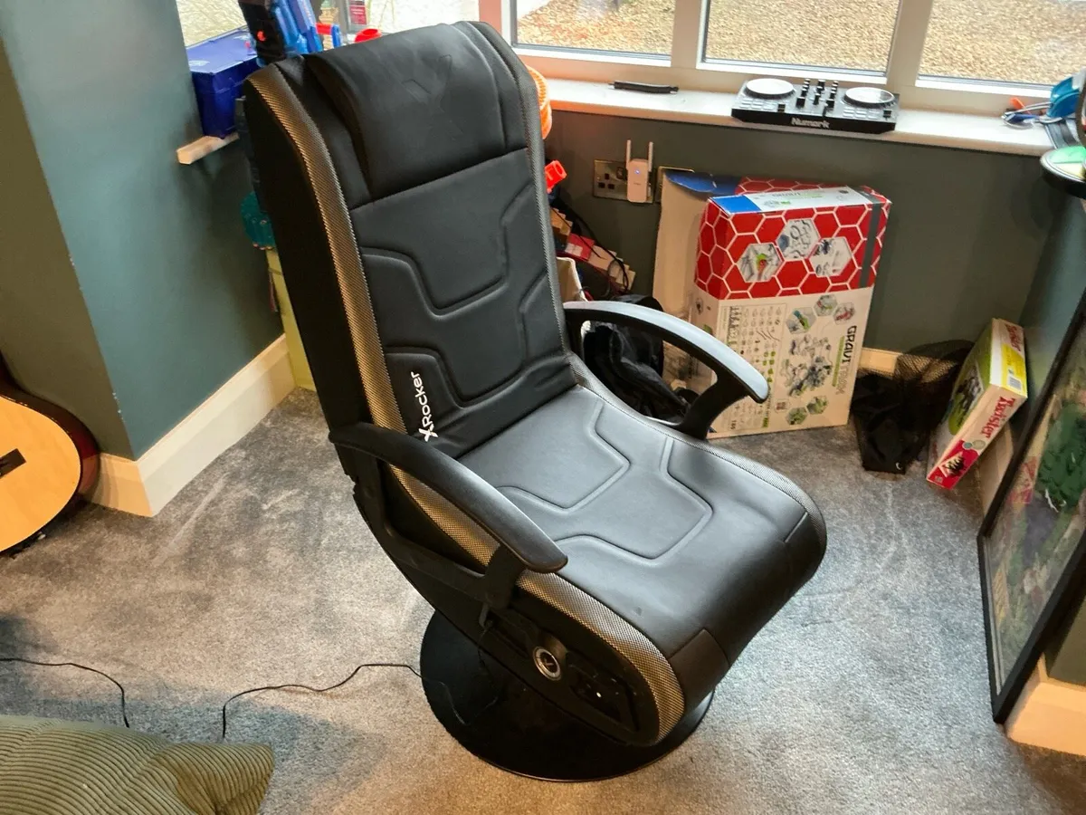 XRocker LED Gaming Chair - Image 2