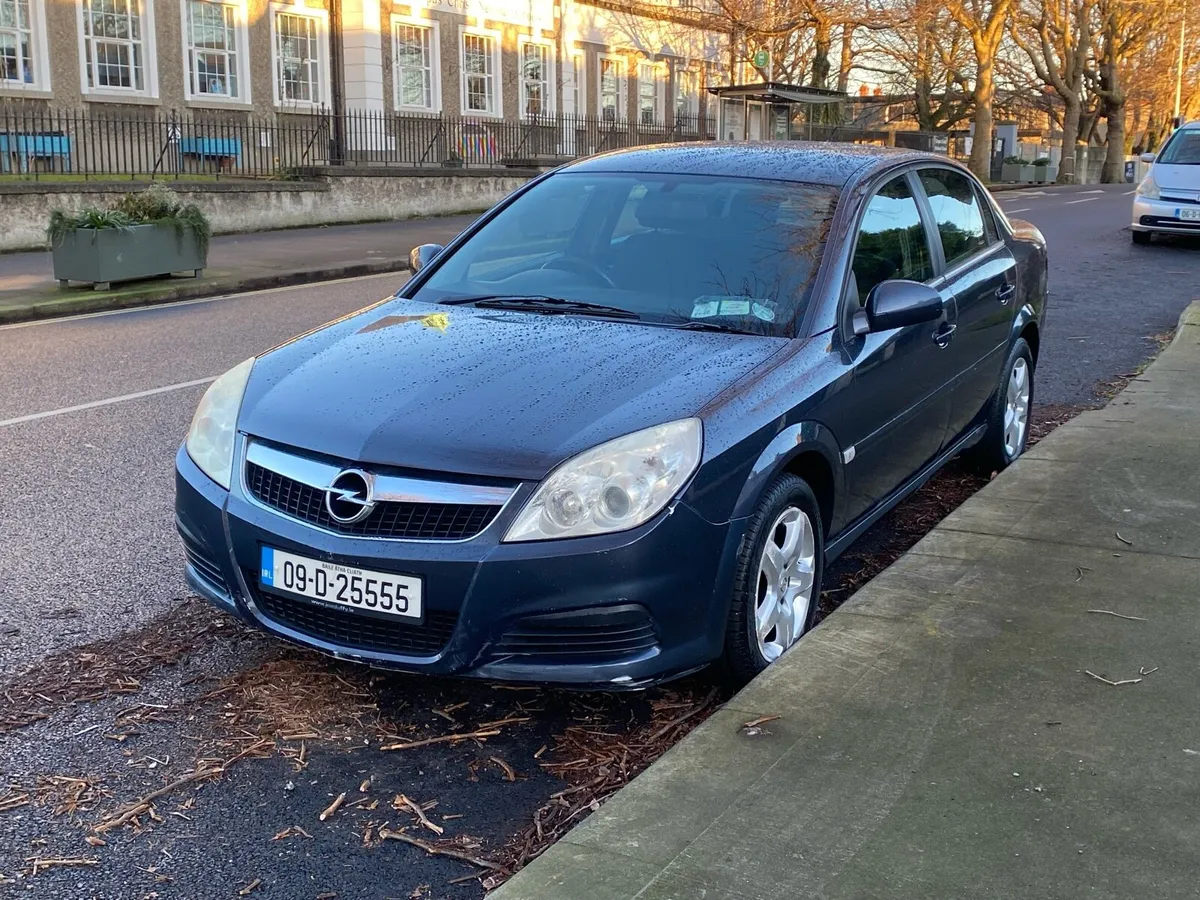 2009 Opel Vectra - Image 1