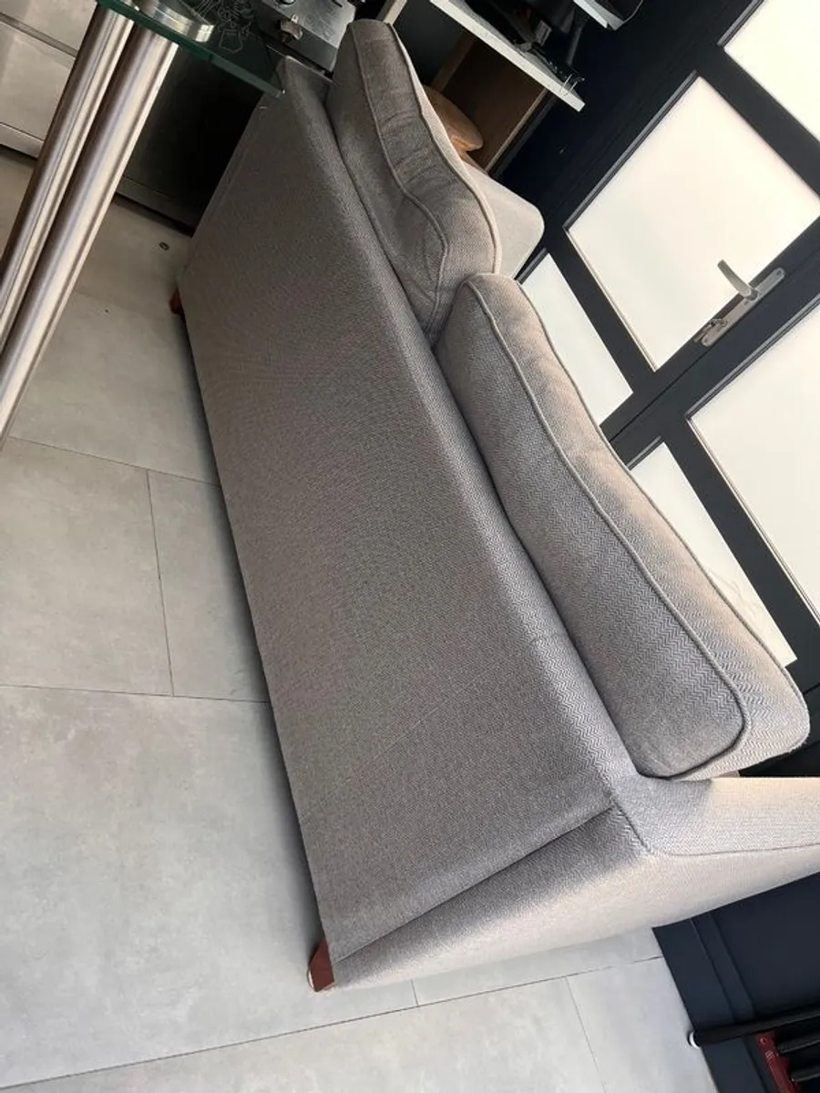 Couch for sale - Image 4