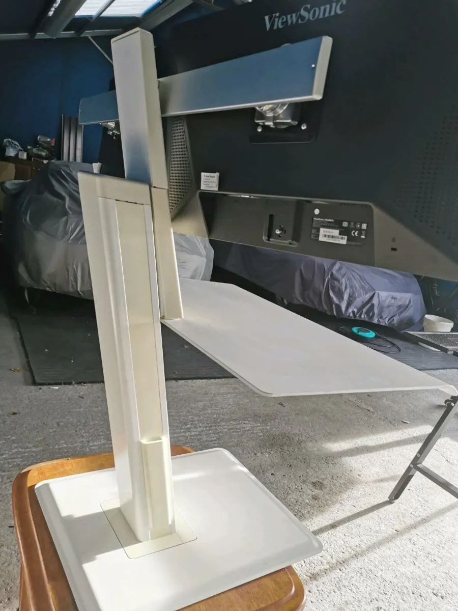 Standing desk converter - Image 4