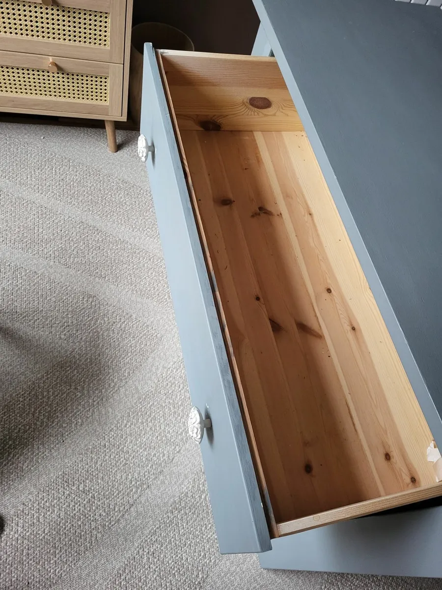 Chest of drawers for FREE - Image 2