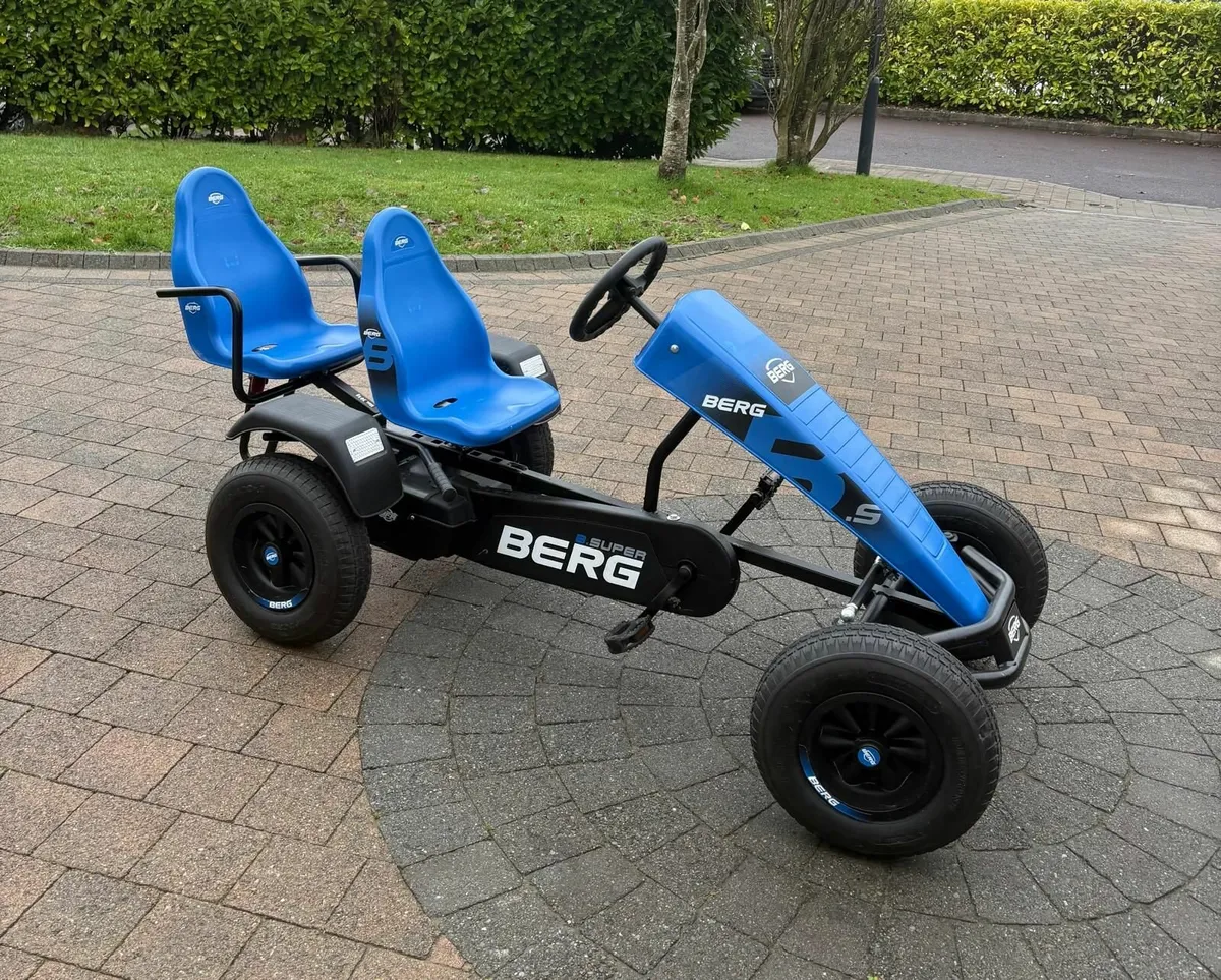 BERG XL B.Super Blue BFR Go-Kart - Image 1