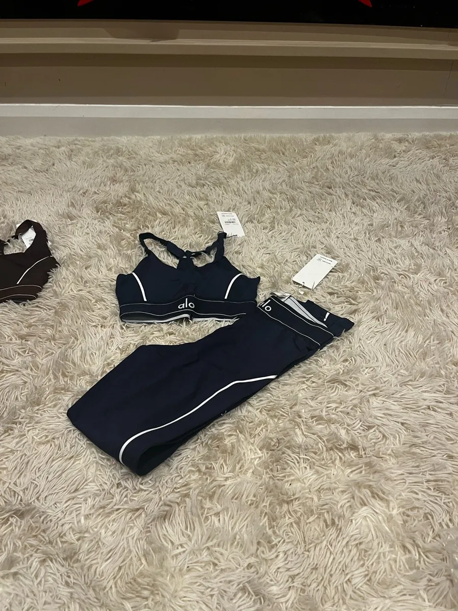 Gymsets white black brown navy wine socks bags cap - Image 3