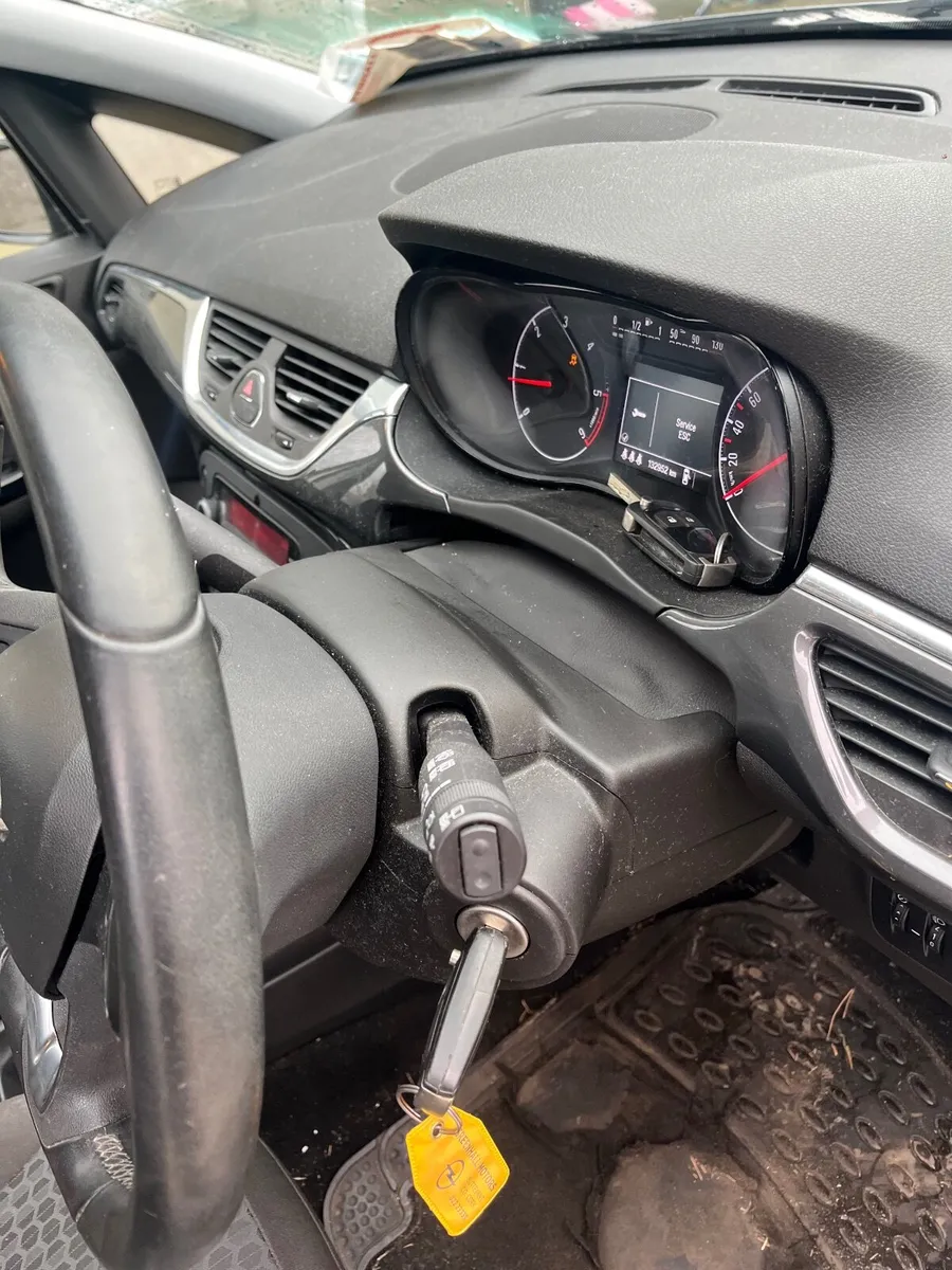 Opel Corsa - Image 4