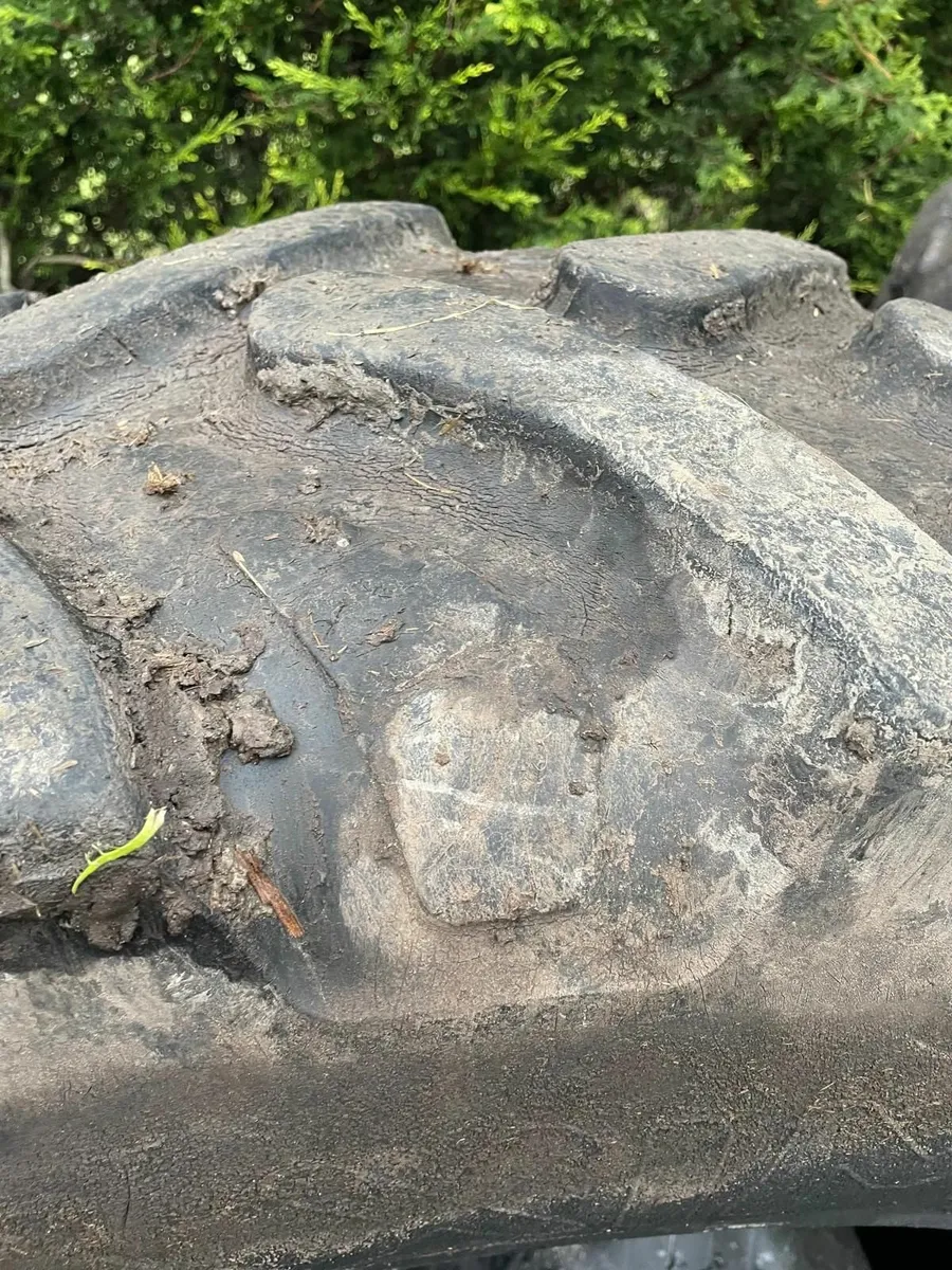 Tractor Tyres 14.9  24 - Image 2