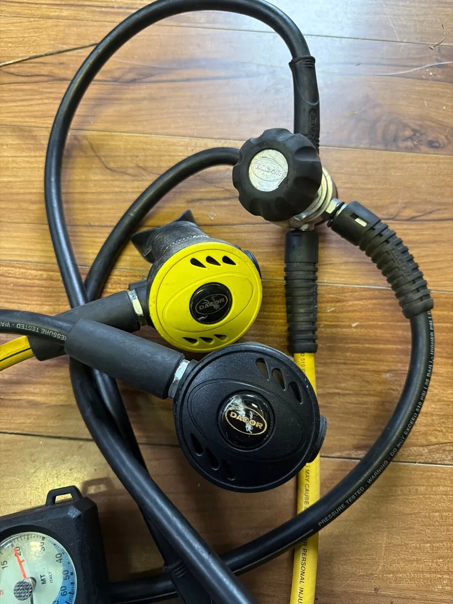 Dacor scuba diving regulators - Image 2