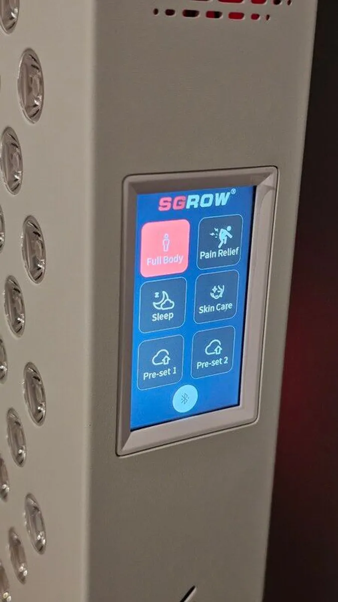 SGROW ESPro1500 Red Light Therapy Panel (Like New, Boxed) - Image 3