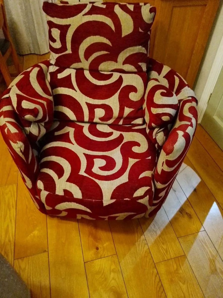 Recliner Chair - Image 1