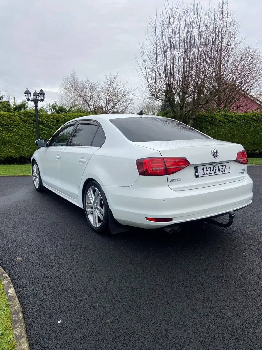 Volkswagen Jetta 2016 - Image 4