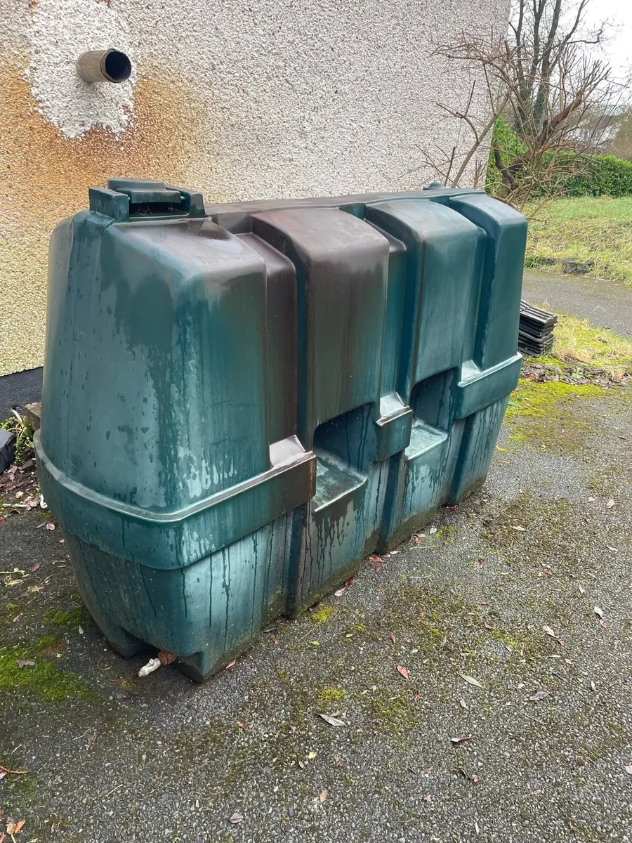 Home oil tank - 1000 litre - Image 1
