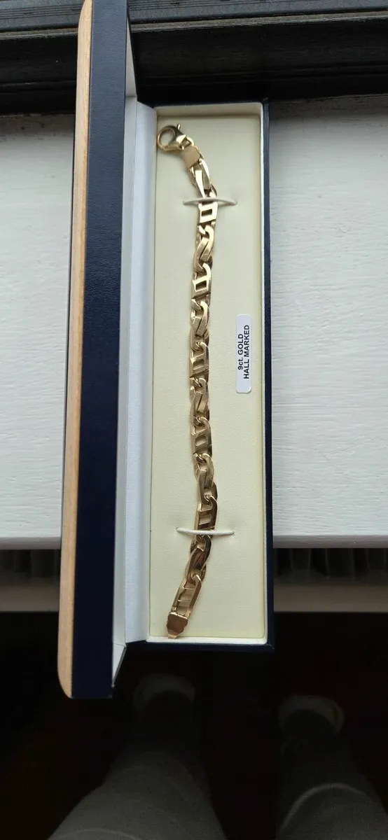 Mens 9carat gold bracelet - Image 4