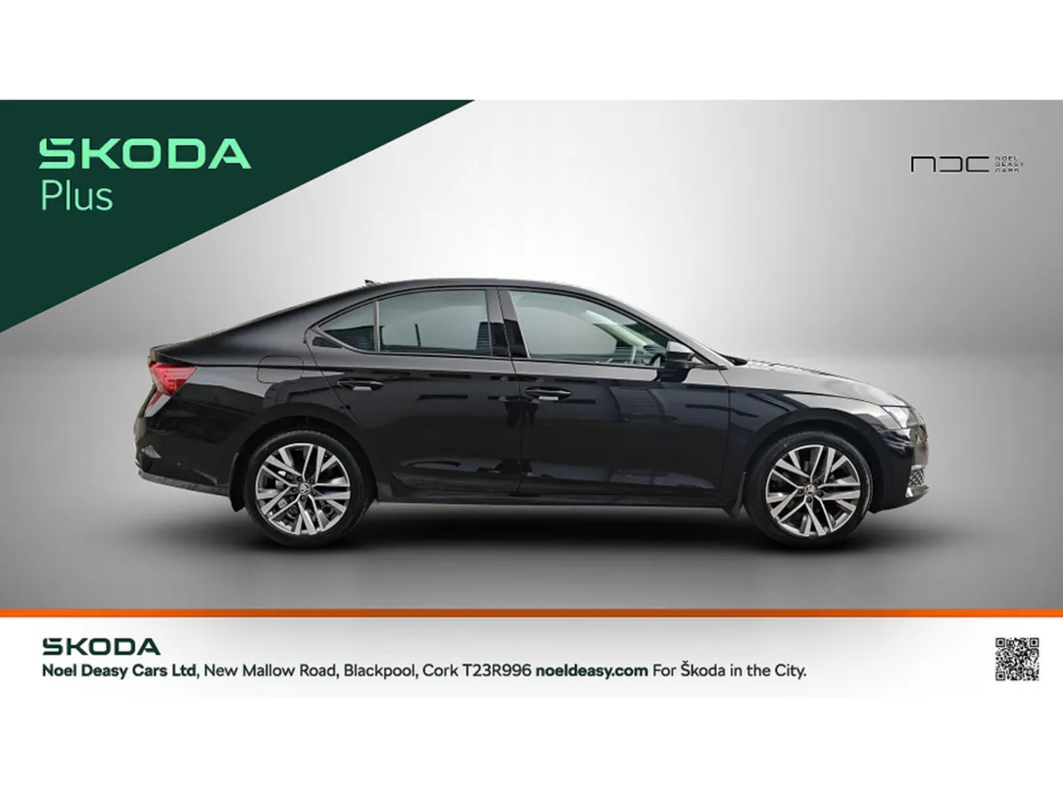 Skoda Octavia SELECTION BOX- ULTIMATE SPEC LIST 1. - Image 3