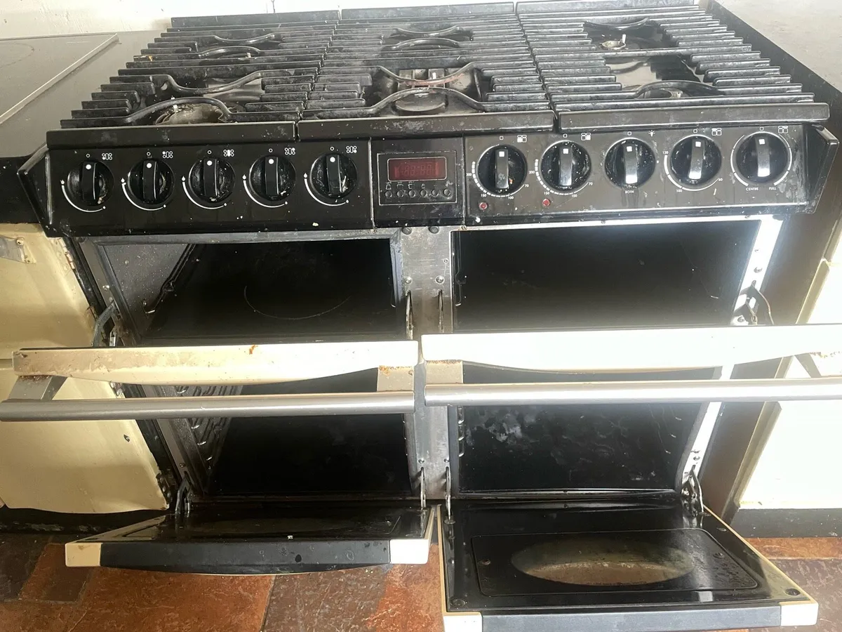 AGA dual fuel cooker - Image 2