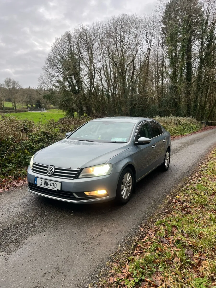 Volkswagen Passat - Image 2