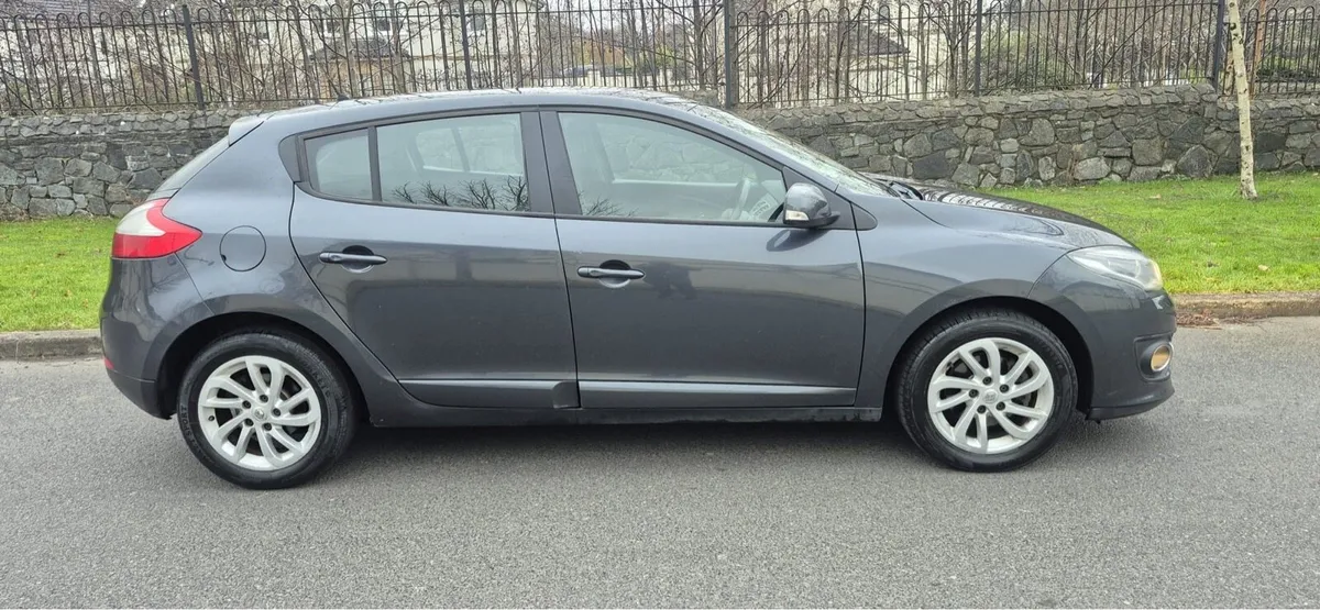 142 Renault Megane Dynamic NCT 11/26 - Image 1