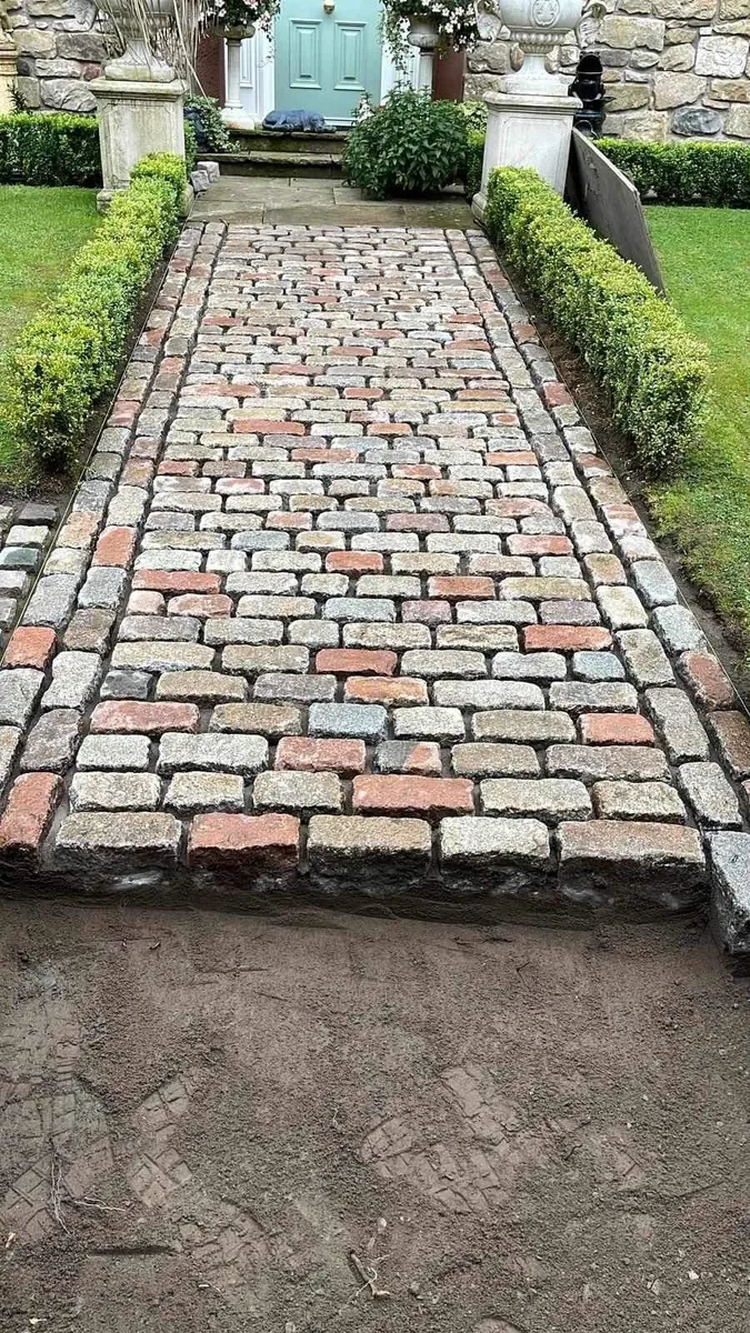Reclaimed Edinburgh street cobbles - Image 3