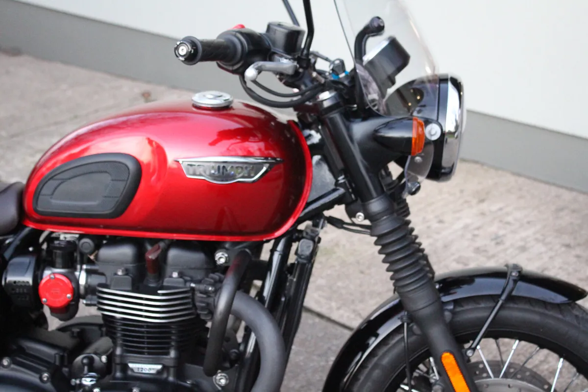 2016 Triumph T120 - Image 4