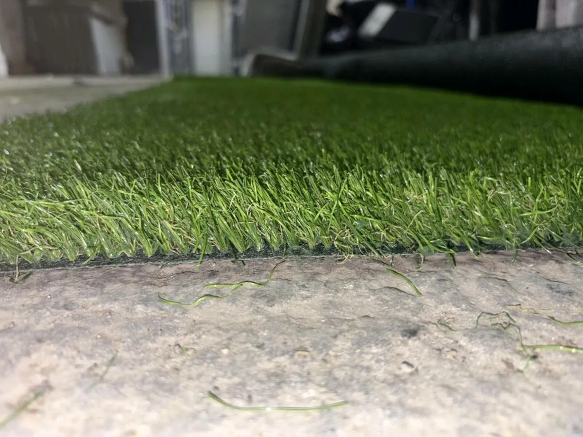 Brand new artifcial grass - Image 2